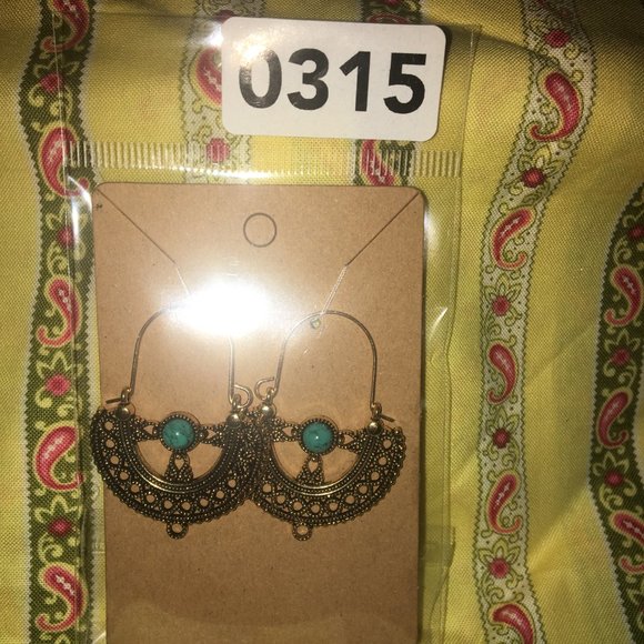 Vintage Semi Circle Leaf Bohemian Blue Stone Drop Earring NWOT - Picture 4 of 4